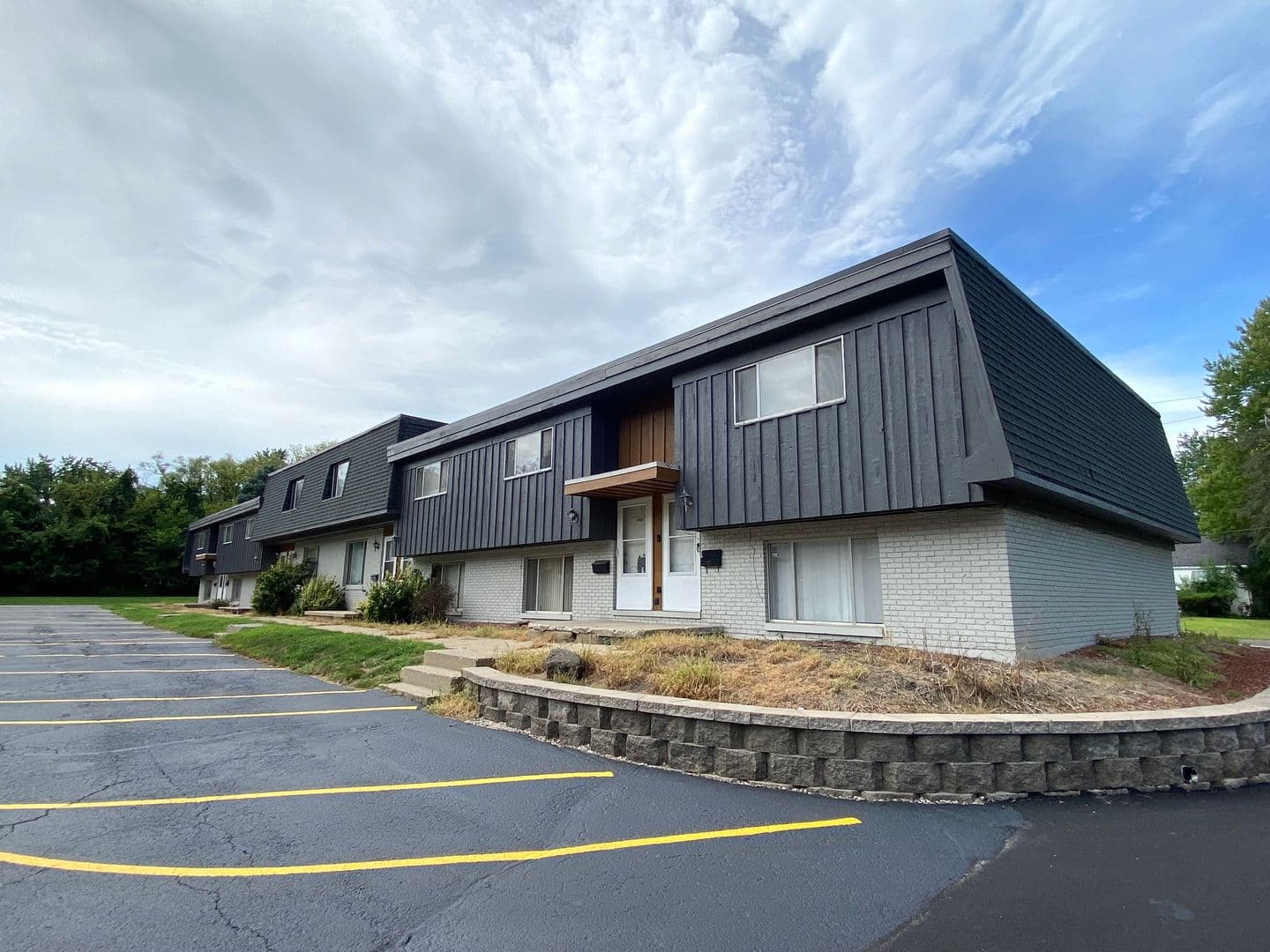 Peoria Apartment: 2100 - 2114 W. Otley Road