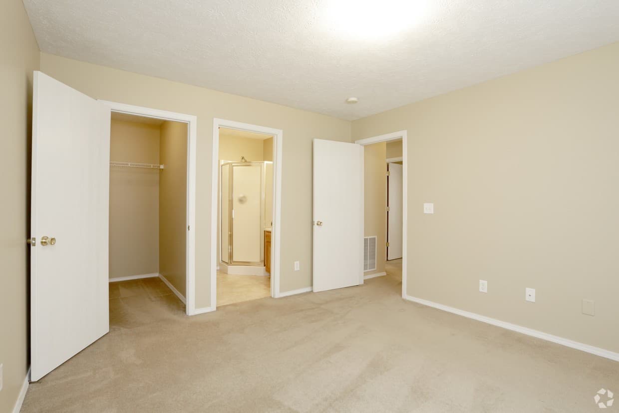 Bloomington Apartment: 1101 Ekstam Drive