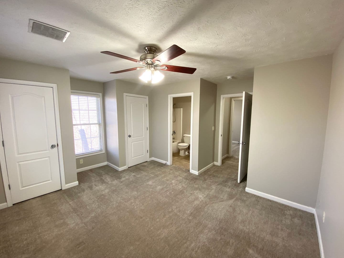 Peoria Apartment: 751 W Joan Ct.