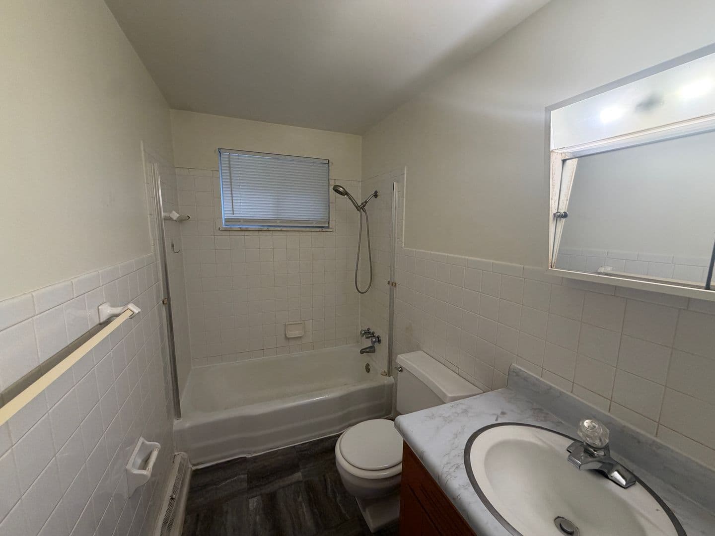Peoria Apartment: 239 E Oak Cliff Court