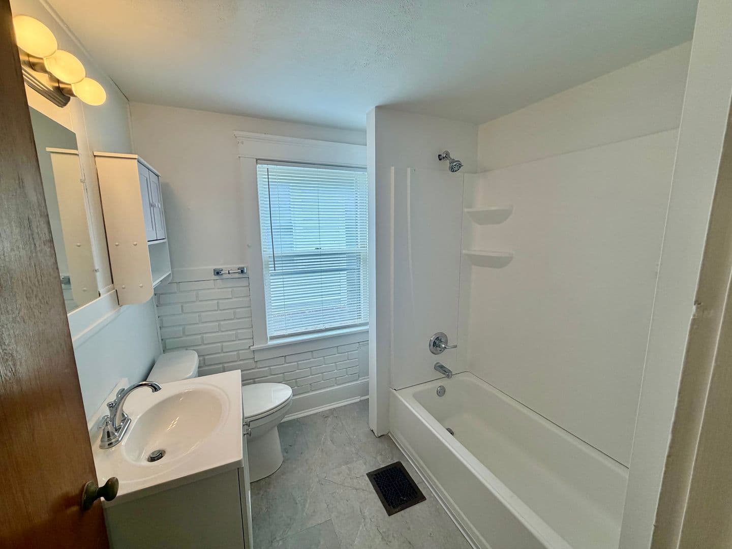 Bloomington House: 311 Beecher