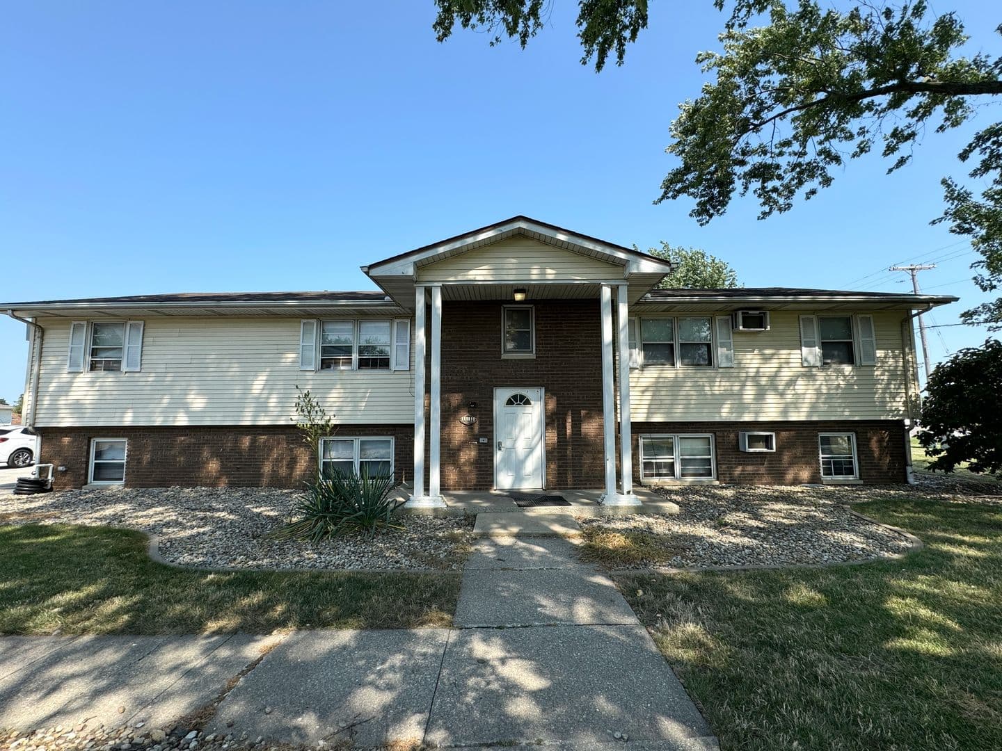 Bloomington Apartment: 2110 Empire St
