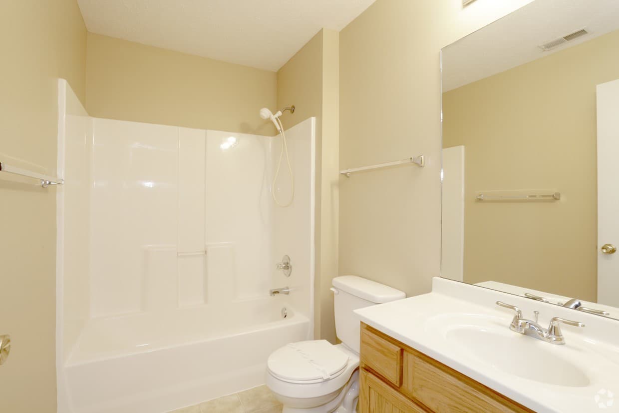 Bloomington Apartment: 1101 Ekstam Drive