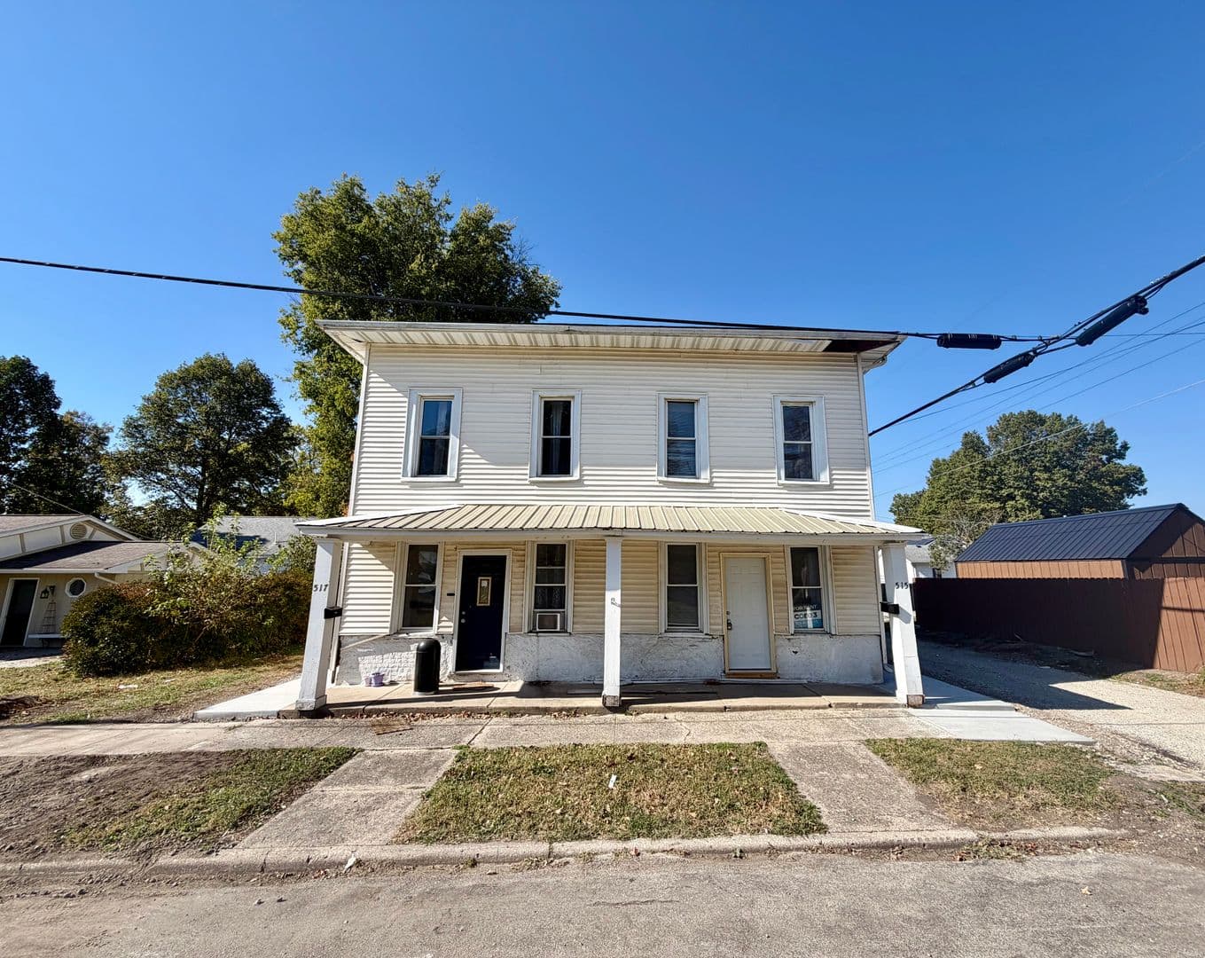 Lincoln Apartment: 515 S Maple Street
