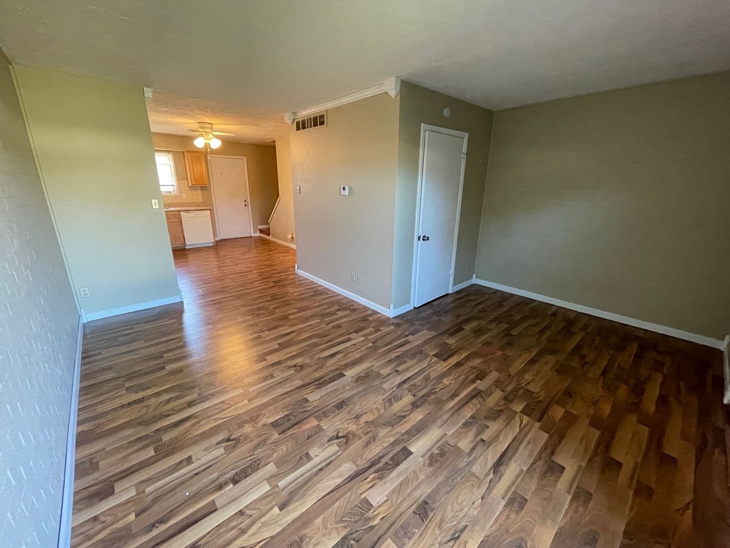 Bloomington Apartment: 1103 Gettysburg