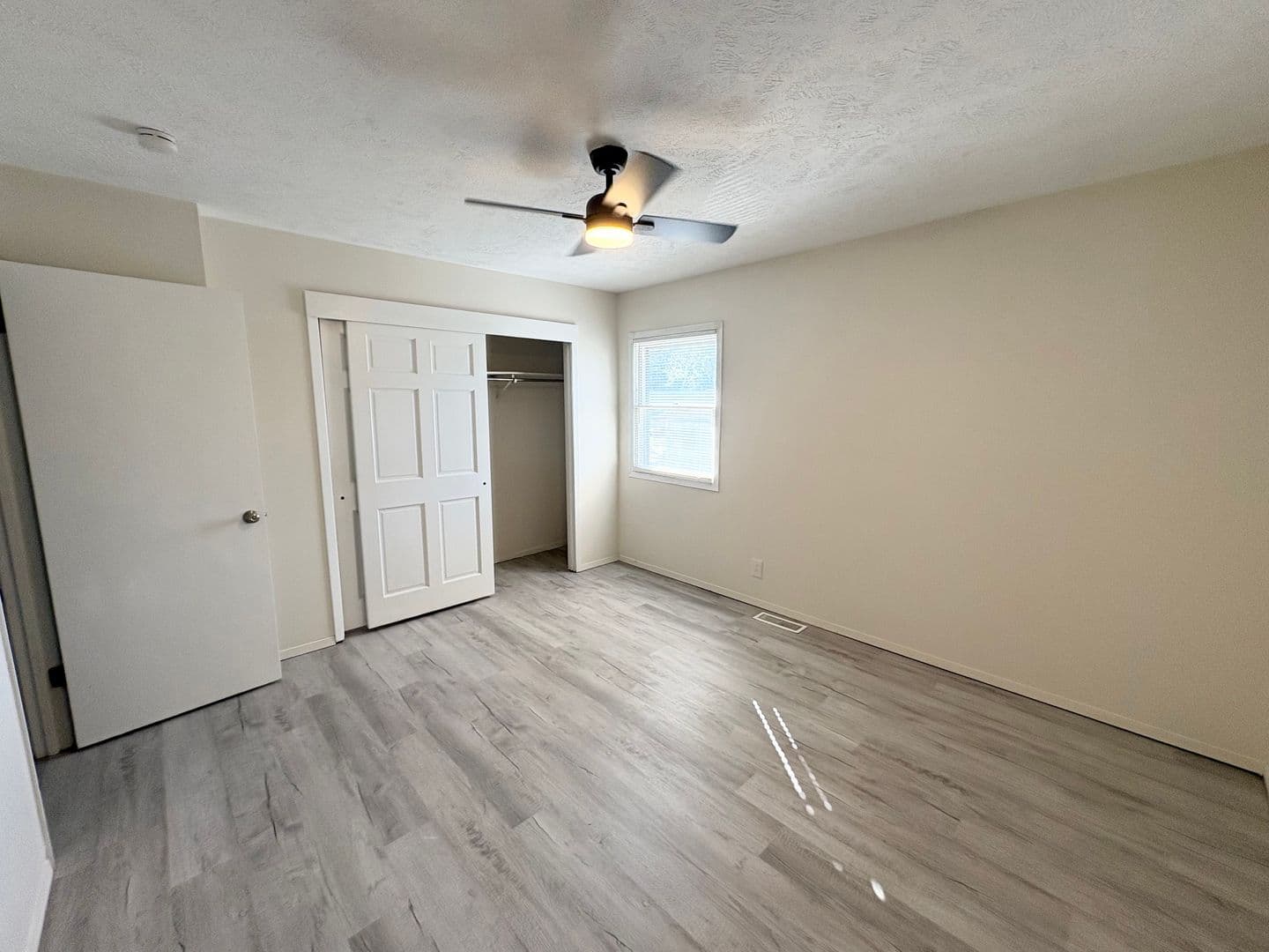 Normal Apartment: 1504 Ensign Dr.