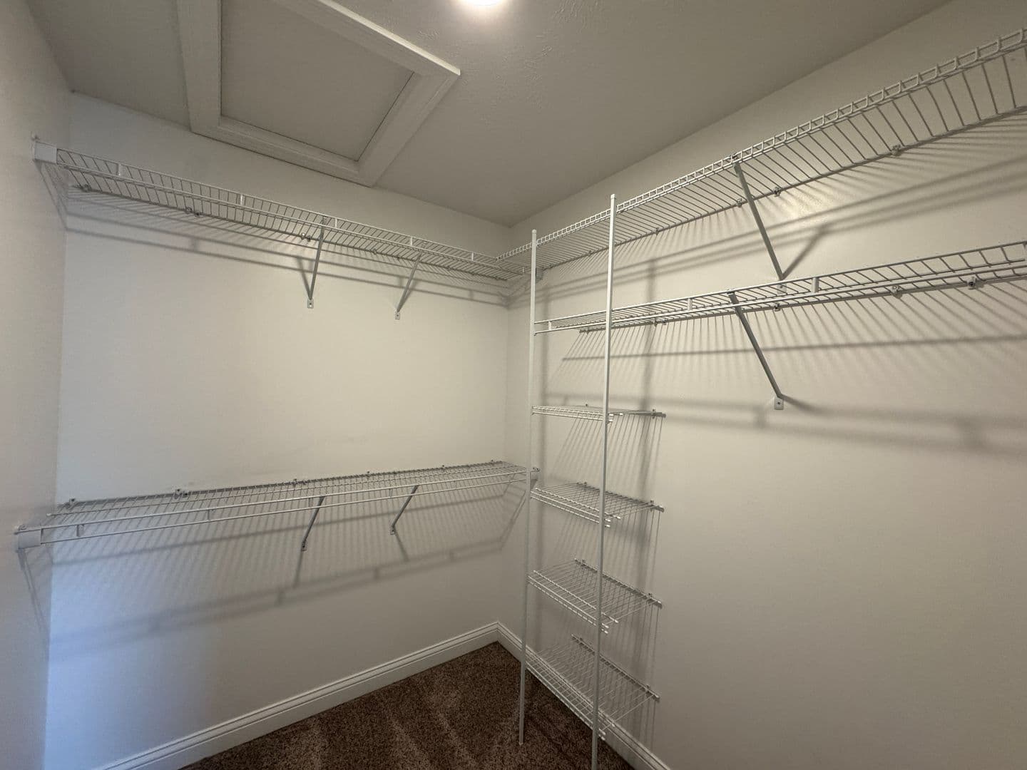 Bloomington Apartment: 1037 Ekstam Drive