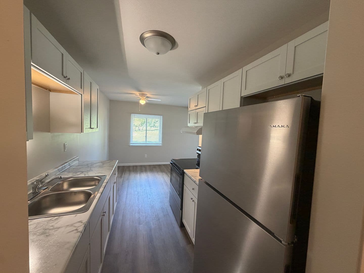 Peoria Apartment: 2317 & 2331 W. Martin Luther King Jr. Drive