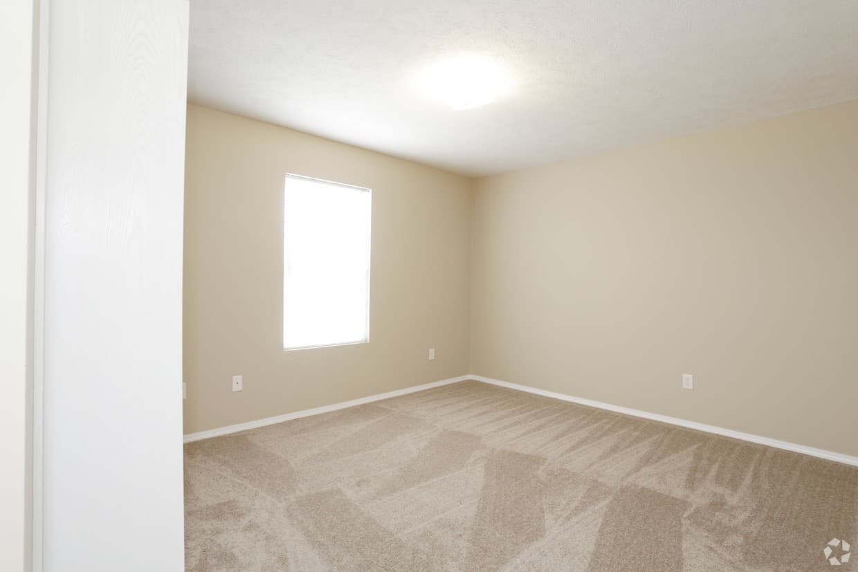 Bloomington Apartment: 1101 Ekstam Drive