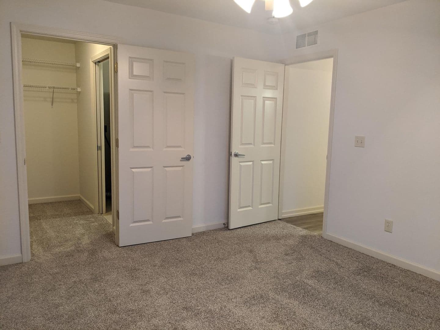 Bloomington Apartment: 710 IAA Drive