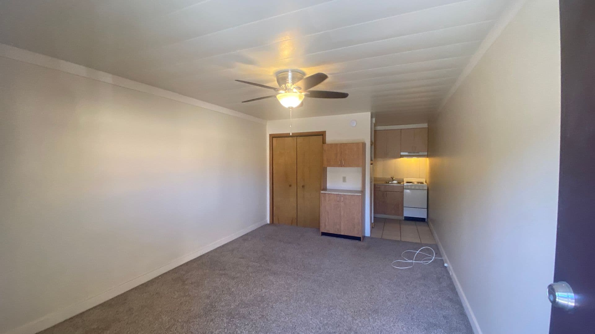Macomb Apartment: 311 W University St