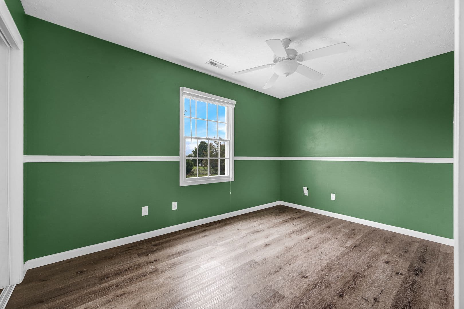 Dunlap House: 11701 N Brians Way
