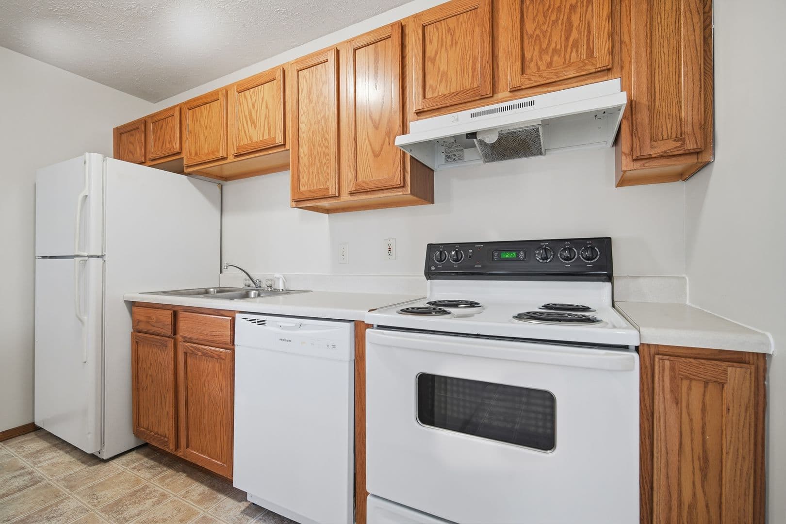 Bloomington Apartment: 1 Tom's Drive