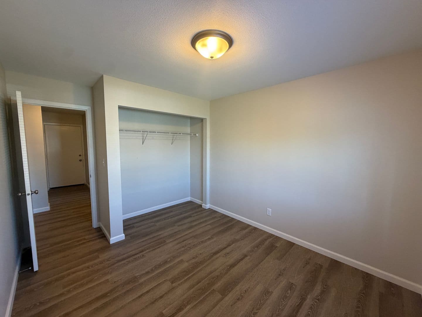 Peoria Apartment: 2317 & 2331 W. Martin Luther King Jr. Drive