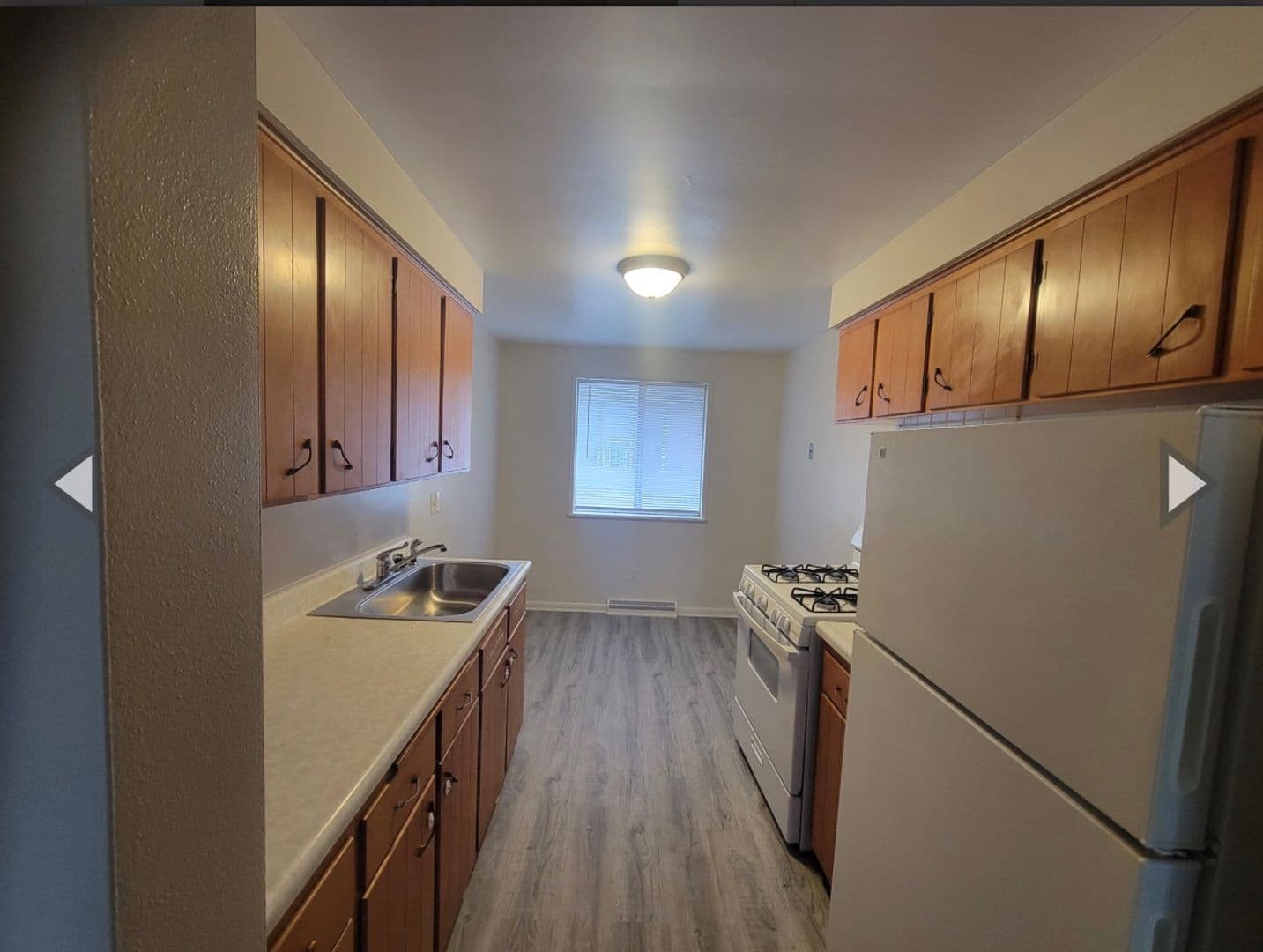 Peoria Apartment: 239 E Oak Cliff Court