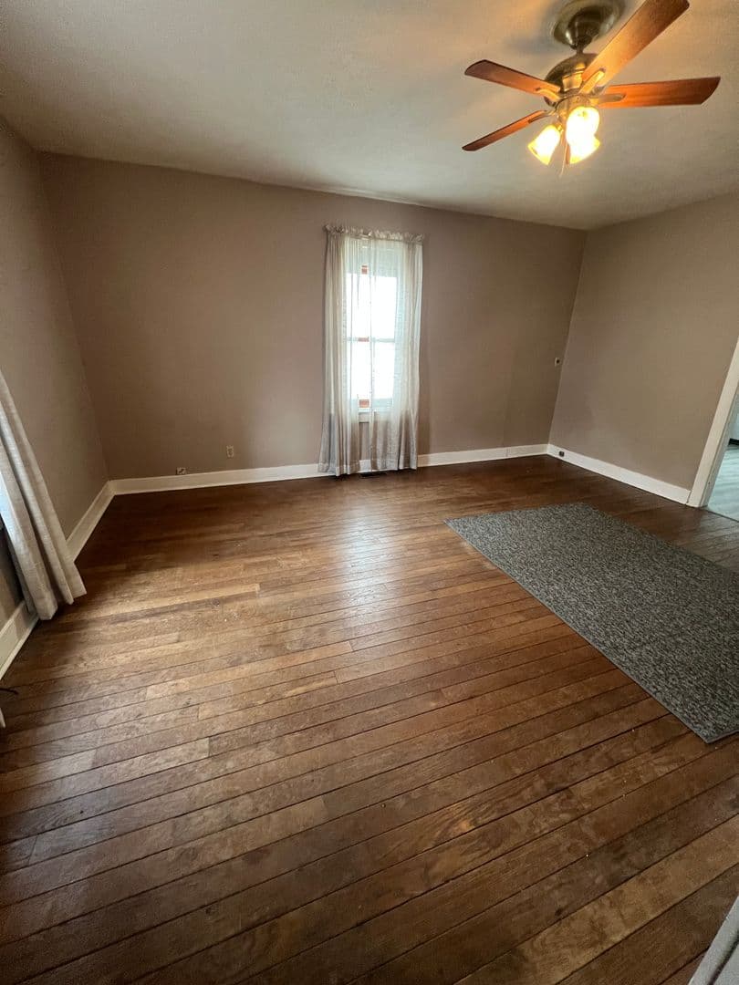 Springfield Apartment: 1224 N Rutledge