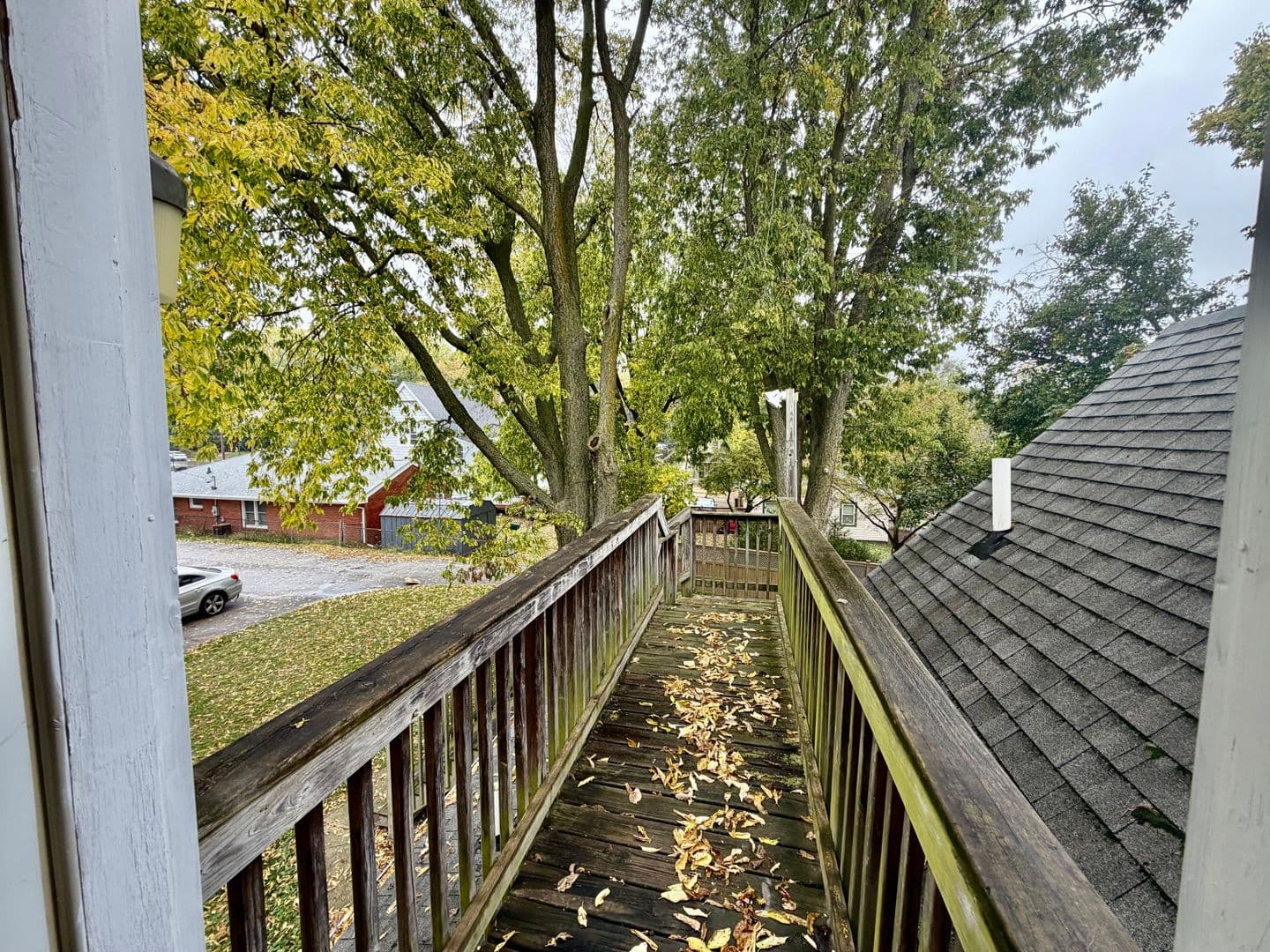 Bloomington Apartment: 302 S. Prairie