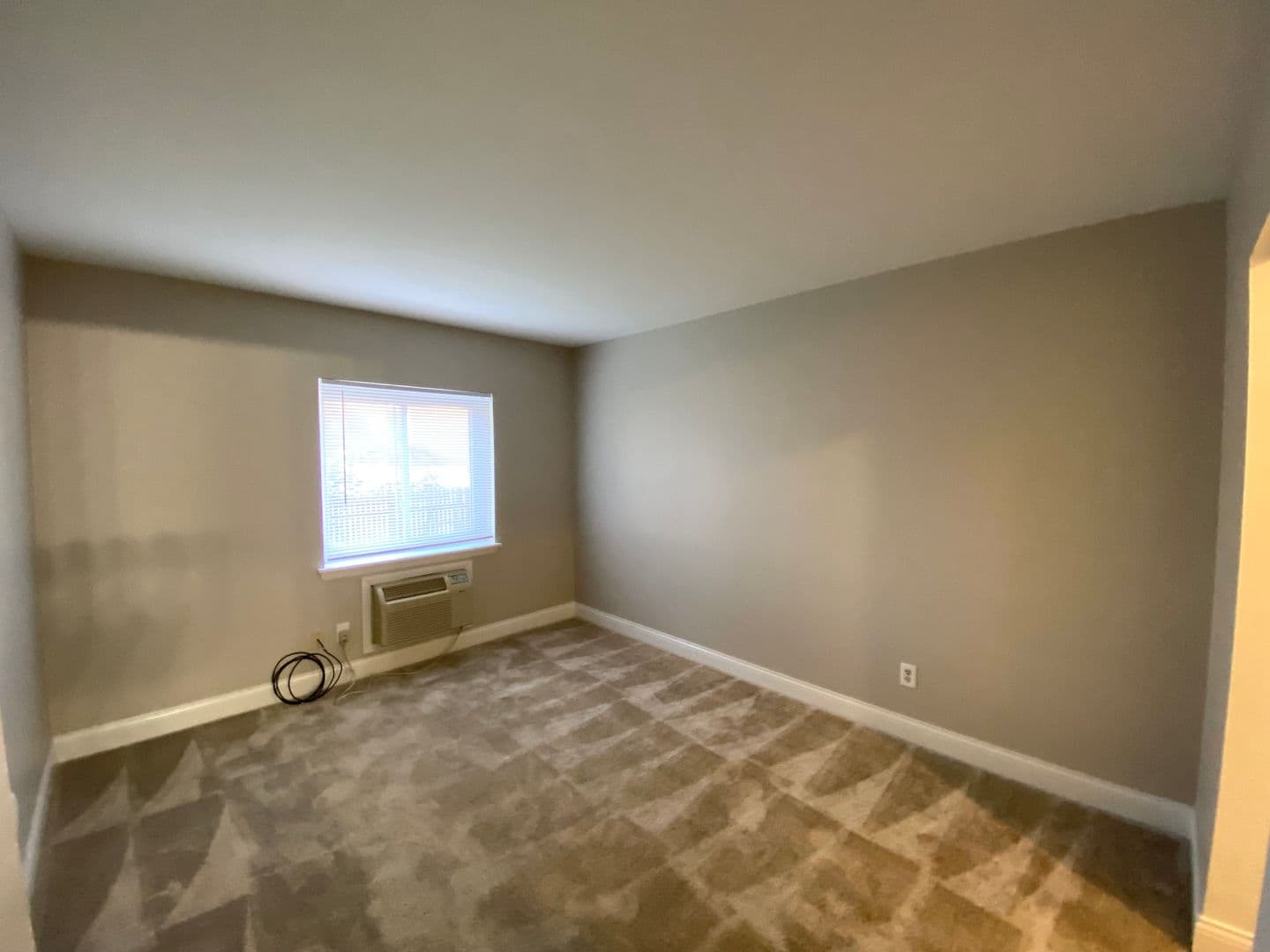 Peoria Apartment: 2317 & 2331 W. Martin Luther King Jr. Drive