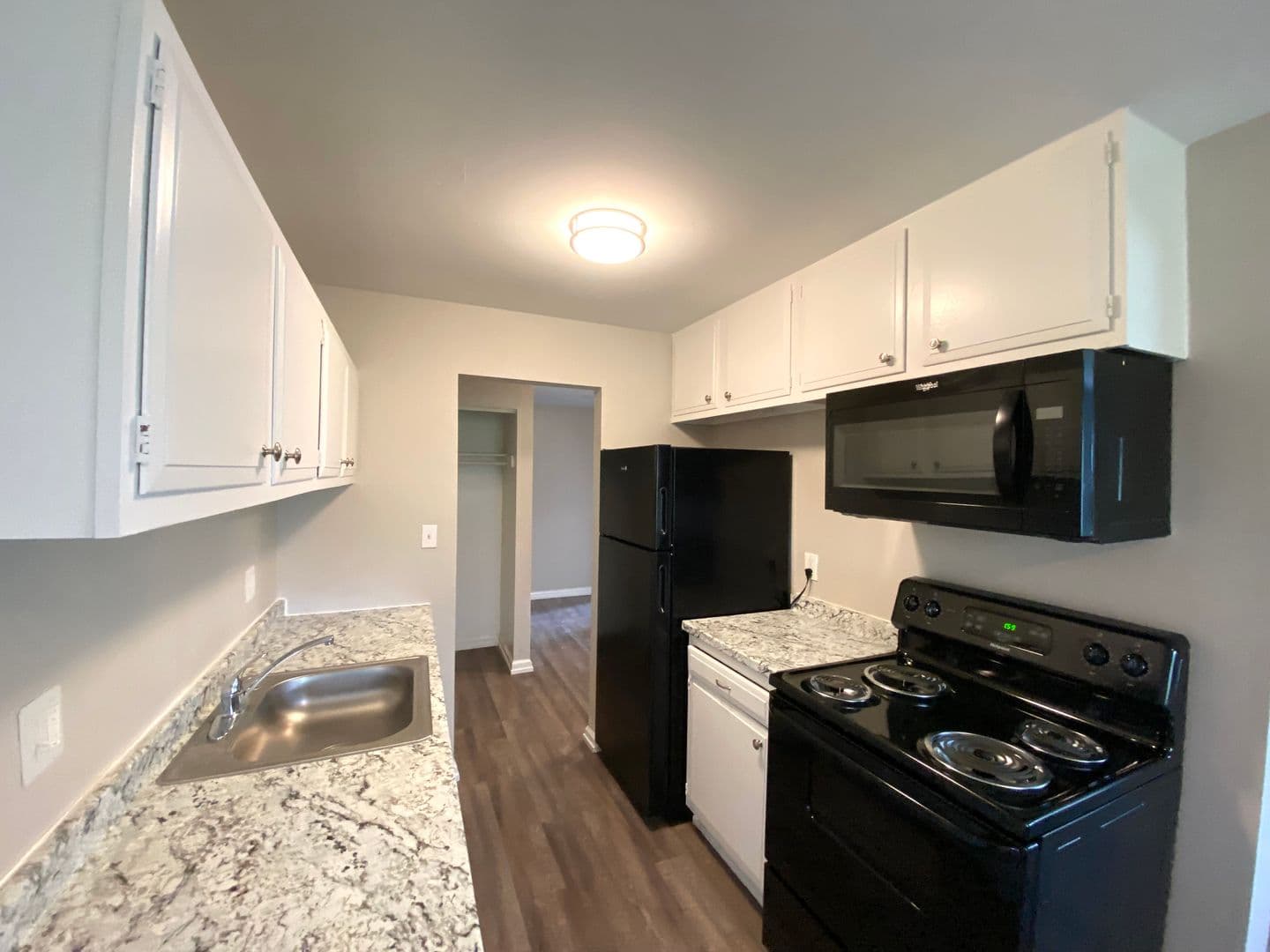 Peoria Apartment: 2317 & 2331 W. Martin Luther King Jr. Drive