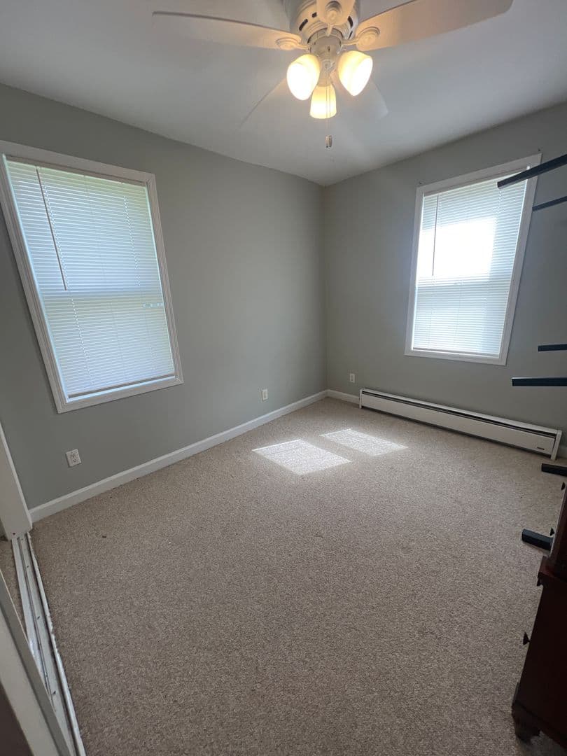 Springfield Apartment: 1204 S 6th St