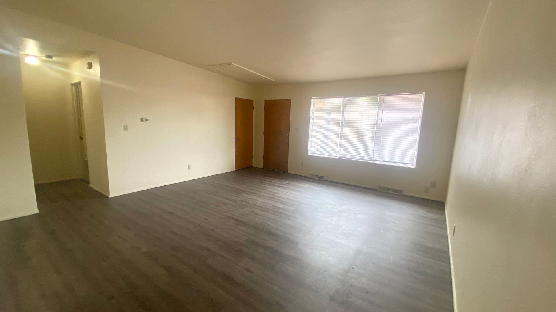 Pekin Apartment: 312 Buena Vista