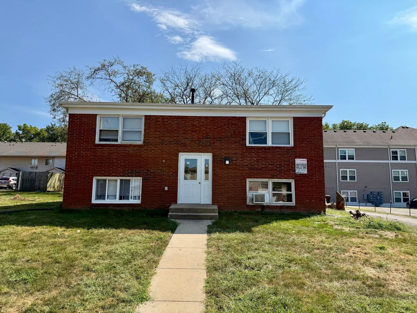 Normal Apartment: 215 Lindell Drive