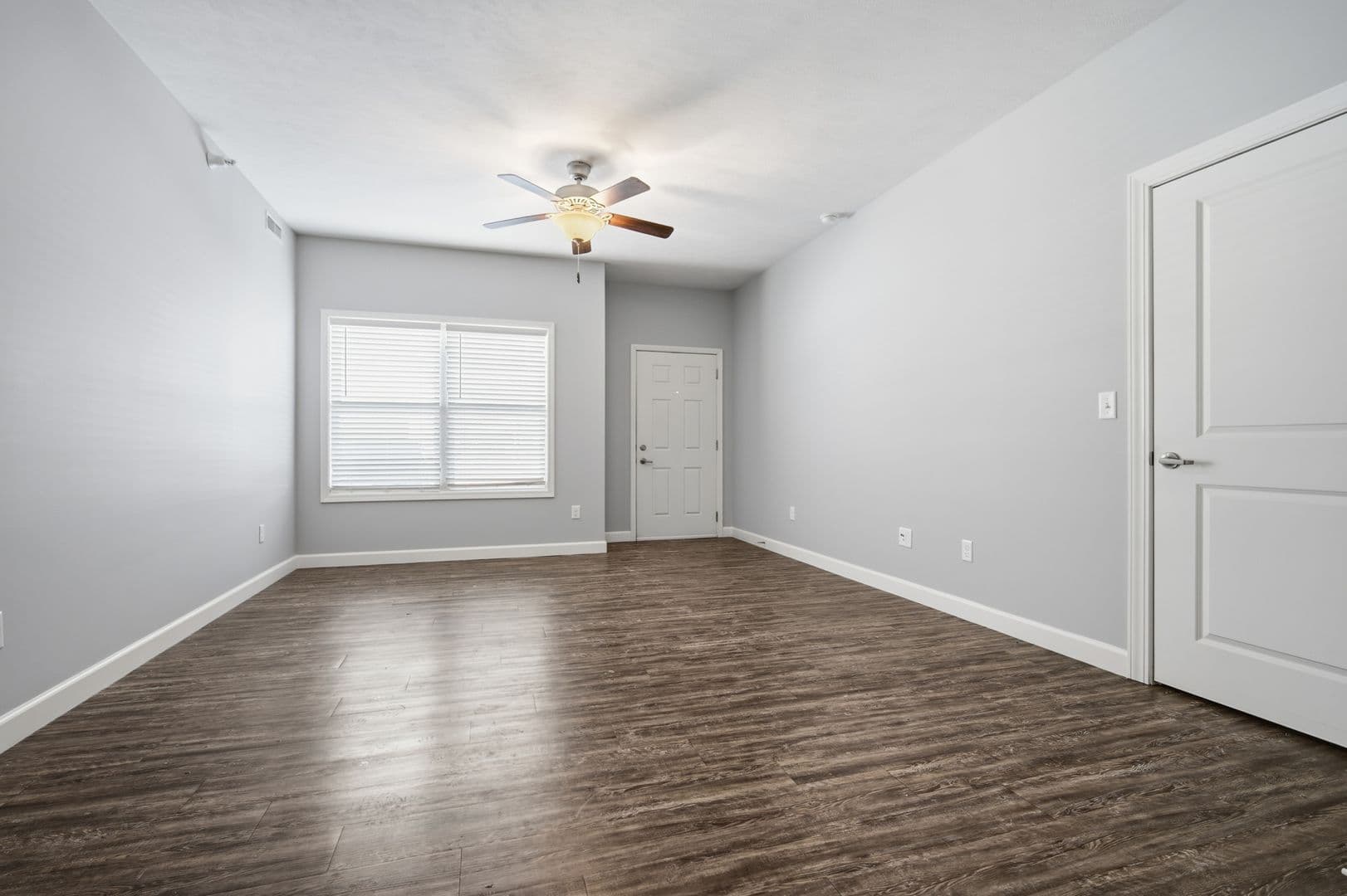 Bloomington Apartment: 1037 Ekstam Drive