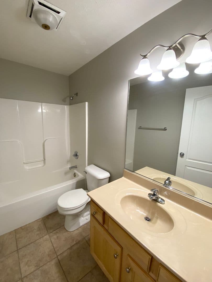 Peoria Apartment: 751 W Joan Ct.