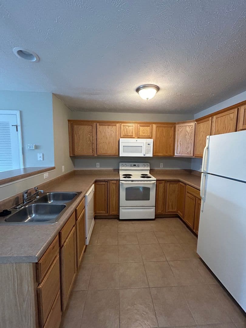 Chatham Apartment: 1102 Ravina Drive