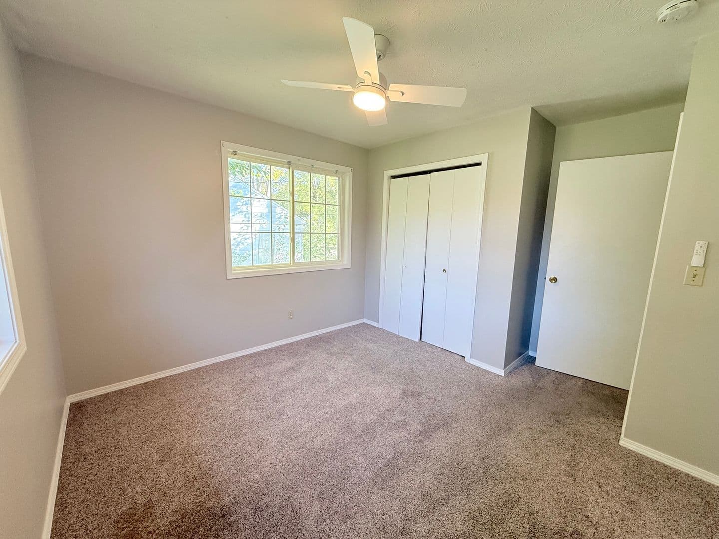 Normal Apartment: 1122 West Ave