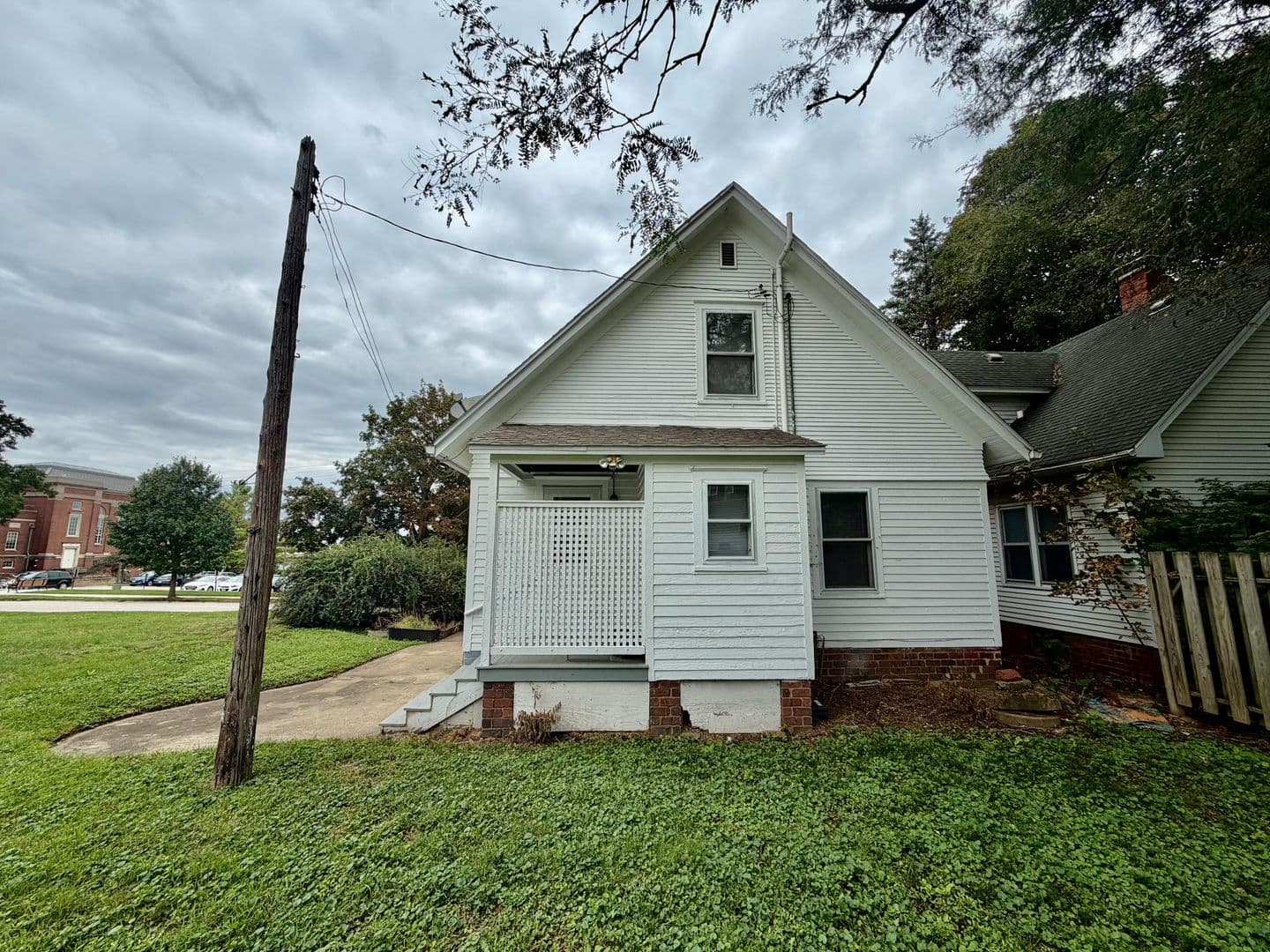 Bloomington House: 309 Beecher