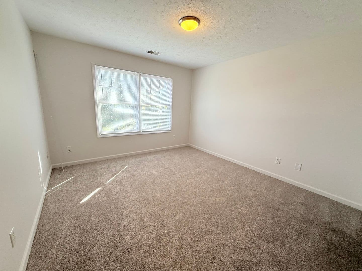 Bloomington Apartment: 710 IAA Drive