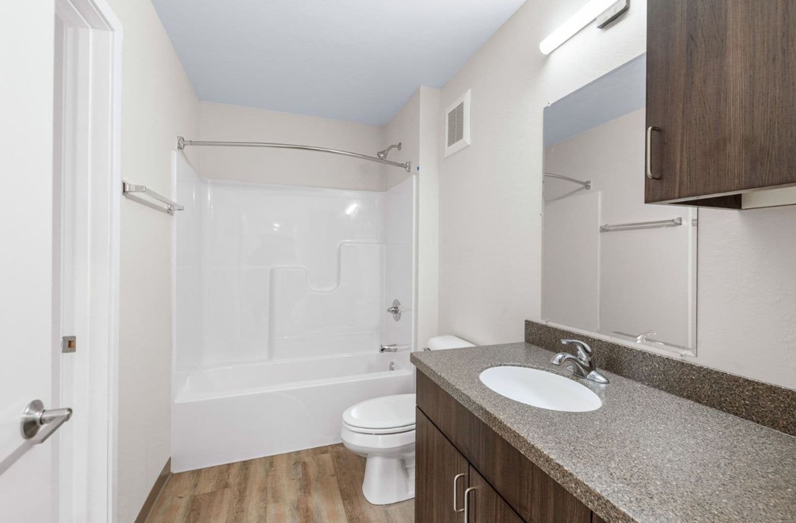 Crivitz Apartment: 352 Deschane Ave