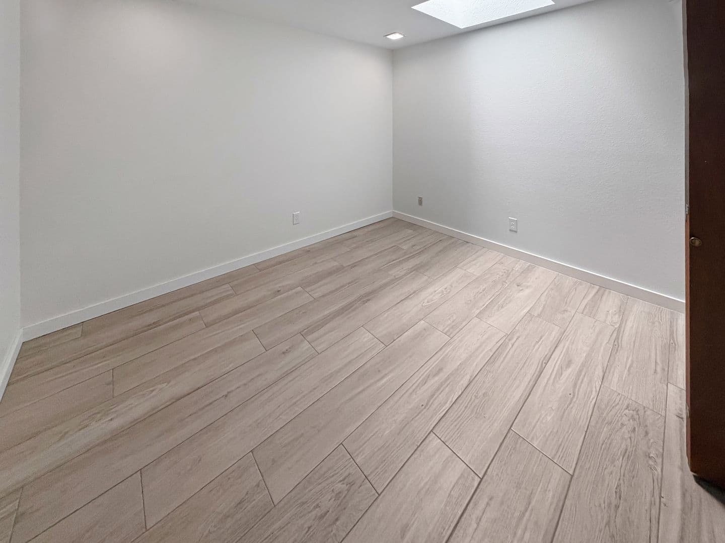 Hobbs House: 620 E Aspen