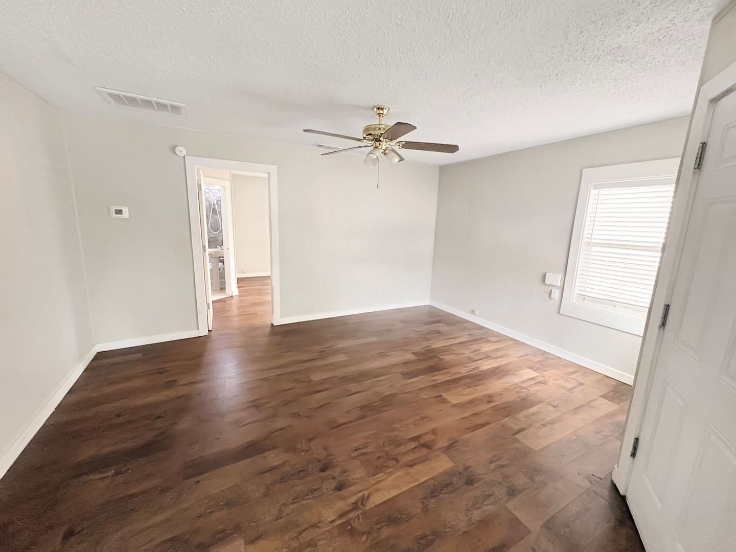 Lovington Apartment: 311-313 North Love Street