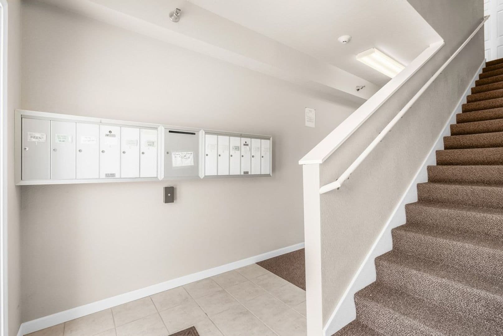 Cedar Falls Apartment: 4526 Chadwick Rd