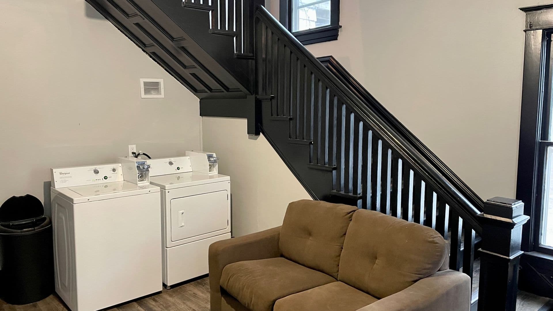 Cedar Falls Apartment: 710 W. Seerley Blvd.
