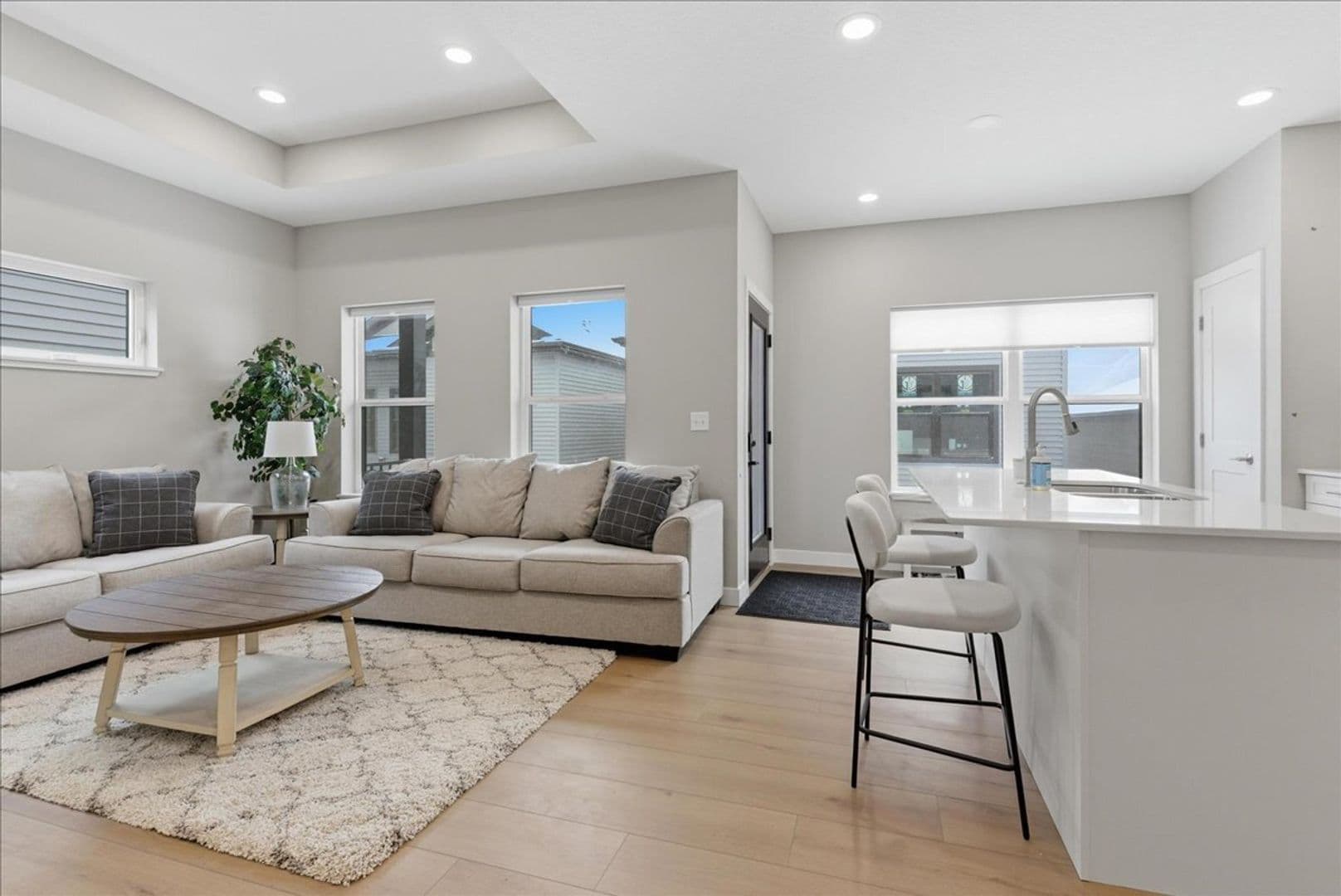 Cedar Falls Apartment: Clay Street
