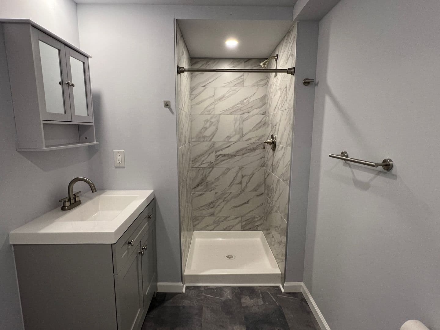 Aston Apartment: 5130 Pennell Road