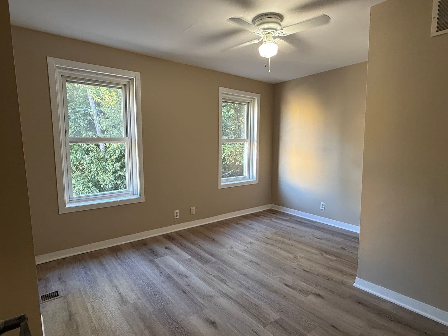 Upland Apartment: 103 9th St