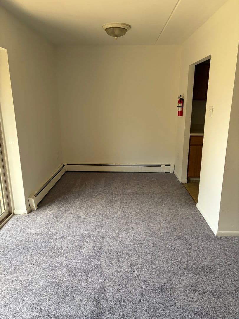 Coatesville Apartment: 25 S 4th Ave