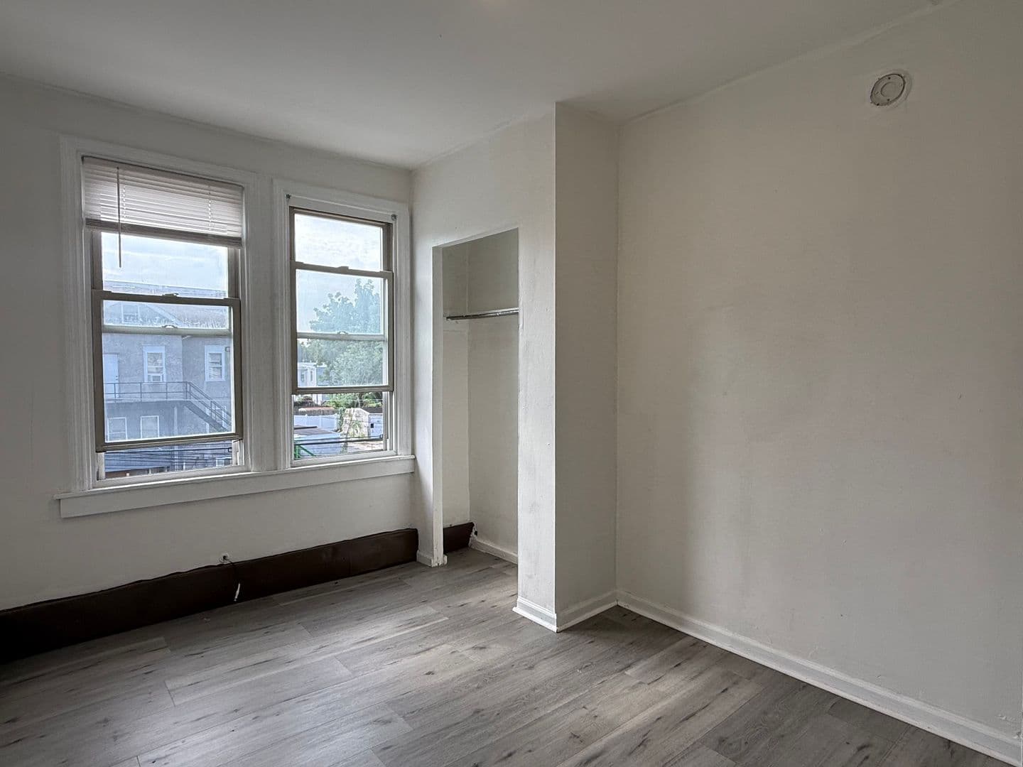 Darby Apartment: 1300 Main St