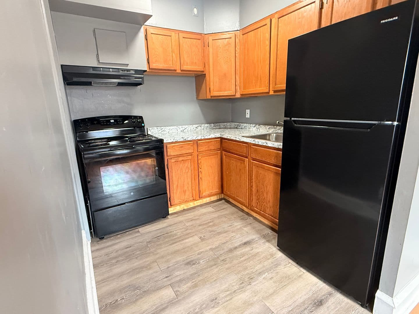Lansdowne Apartment: 260 N Wycombe Ave