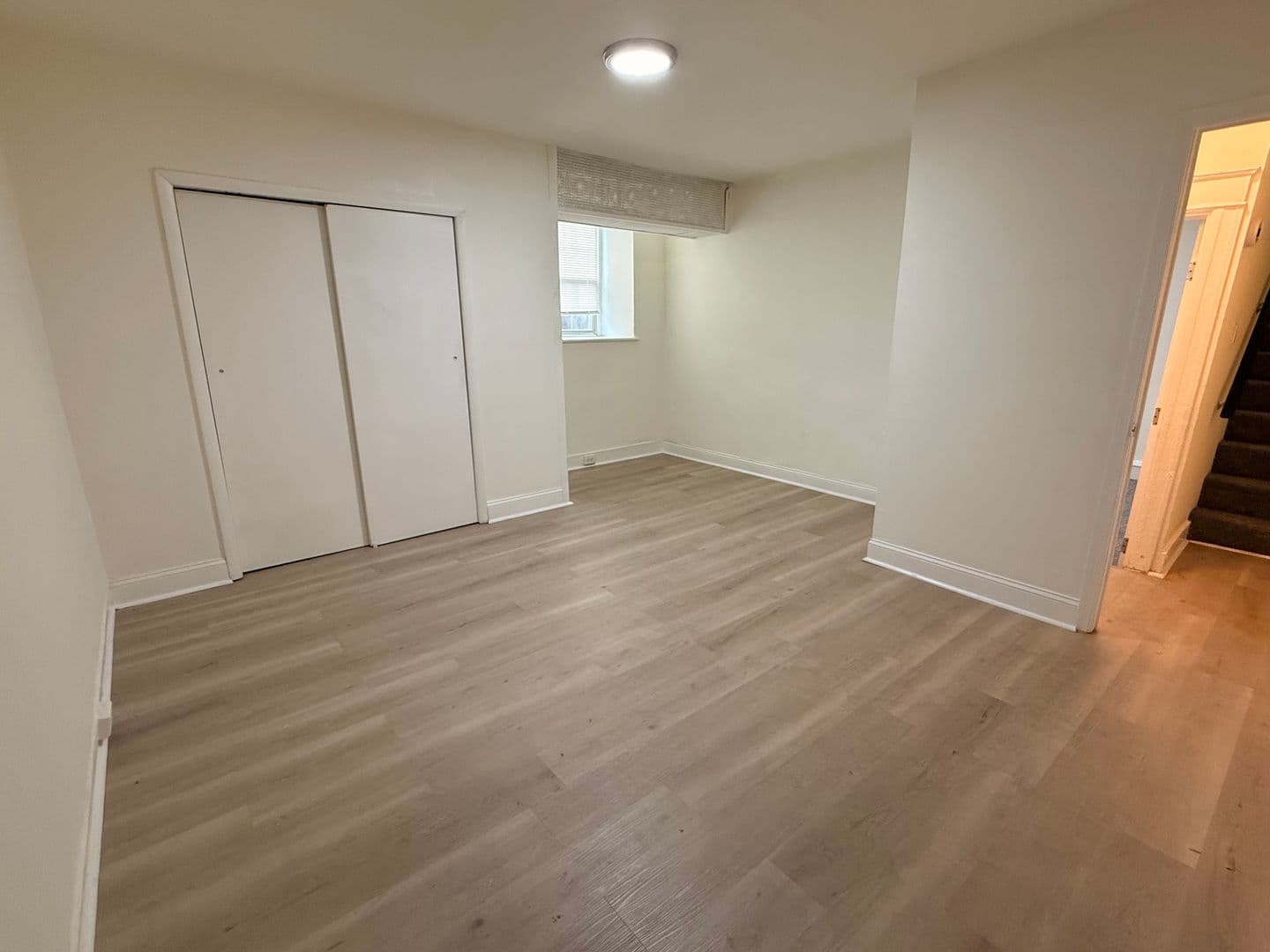 Lansdowne Apartment: 260 N Wycombe Ave