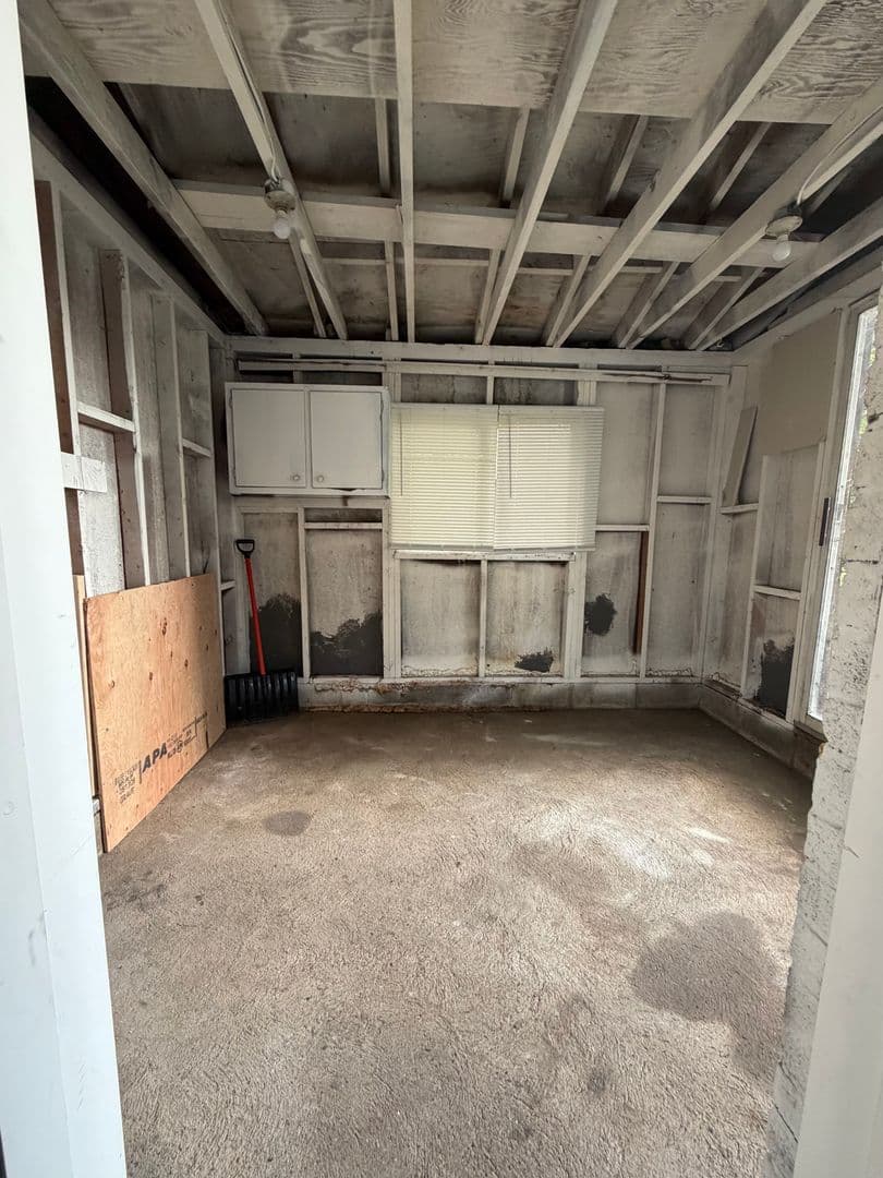 Chester House: 2615 Kane Street