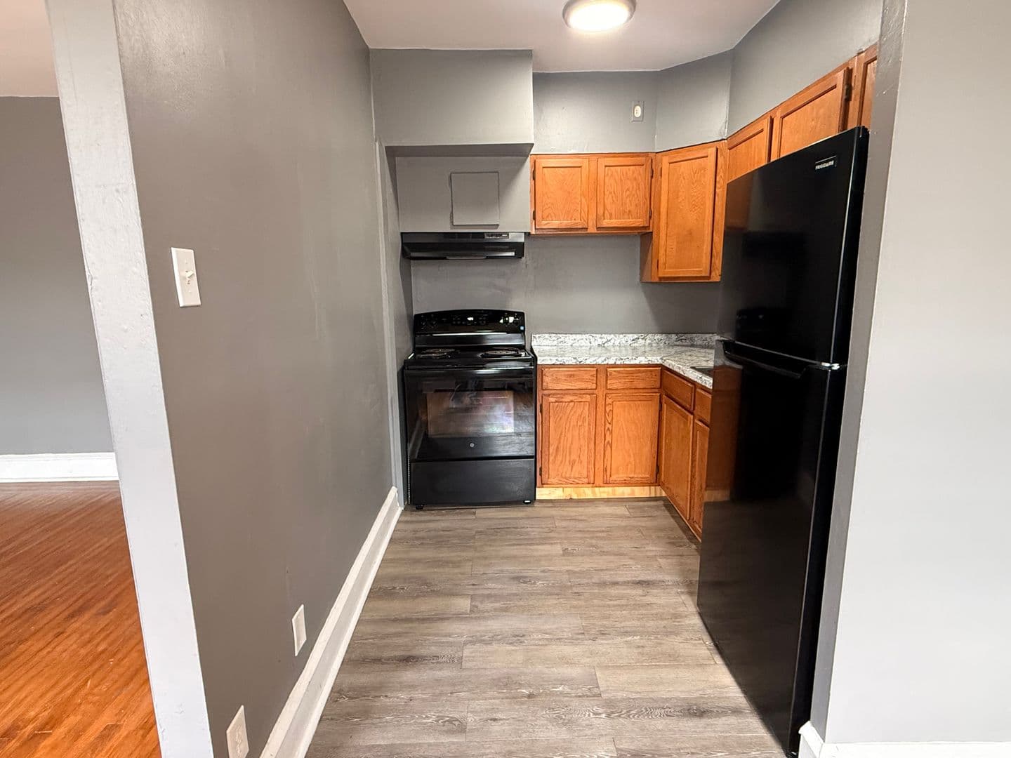 Lansdowne Apartment: 260 N Wycombe Ave