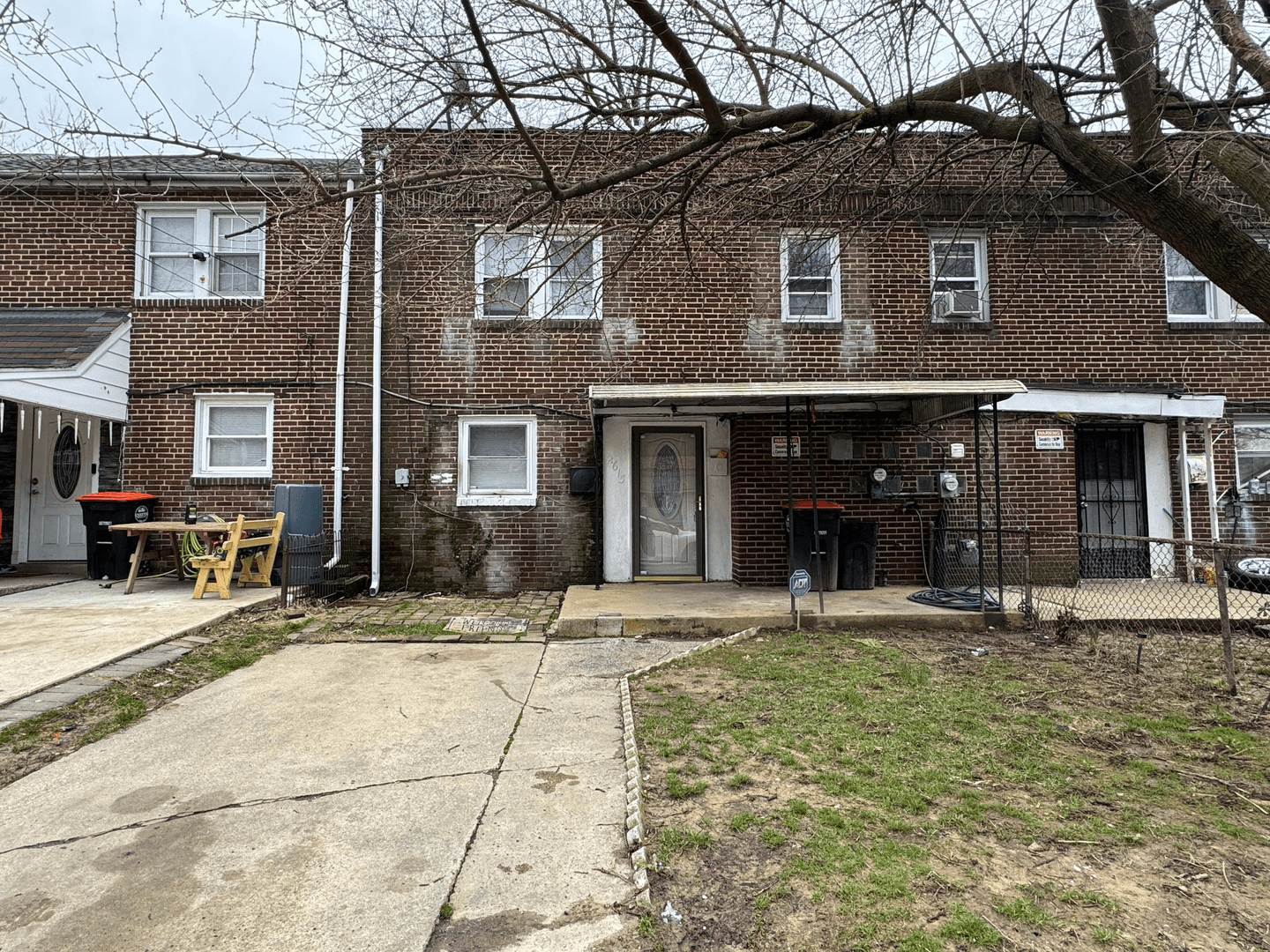 Chester House: 2615 Kane Street