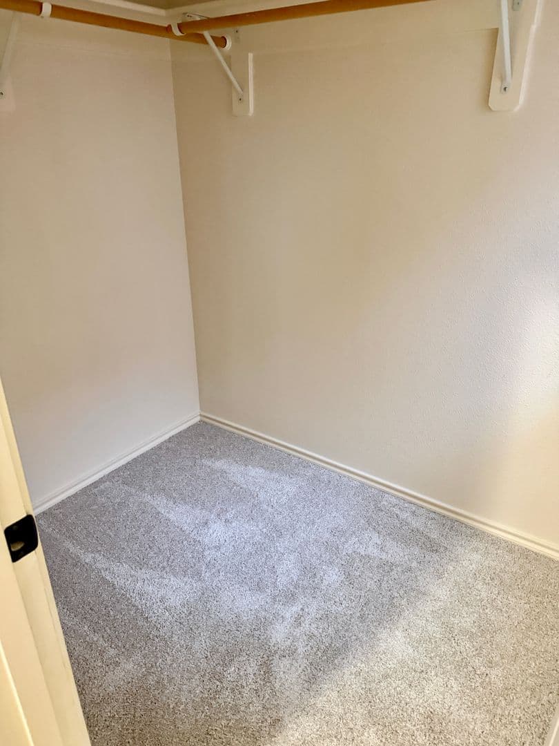 Portland Townhome: 4813 NW Blandy Terrace