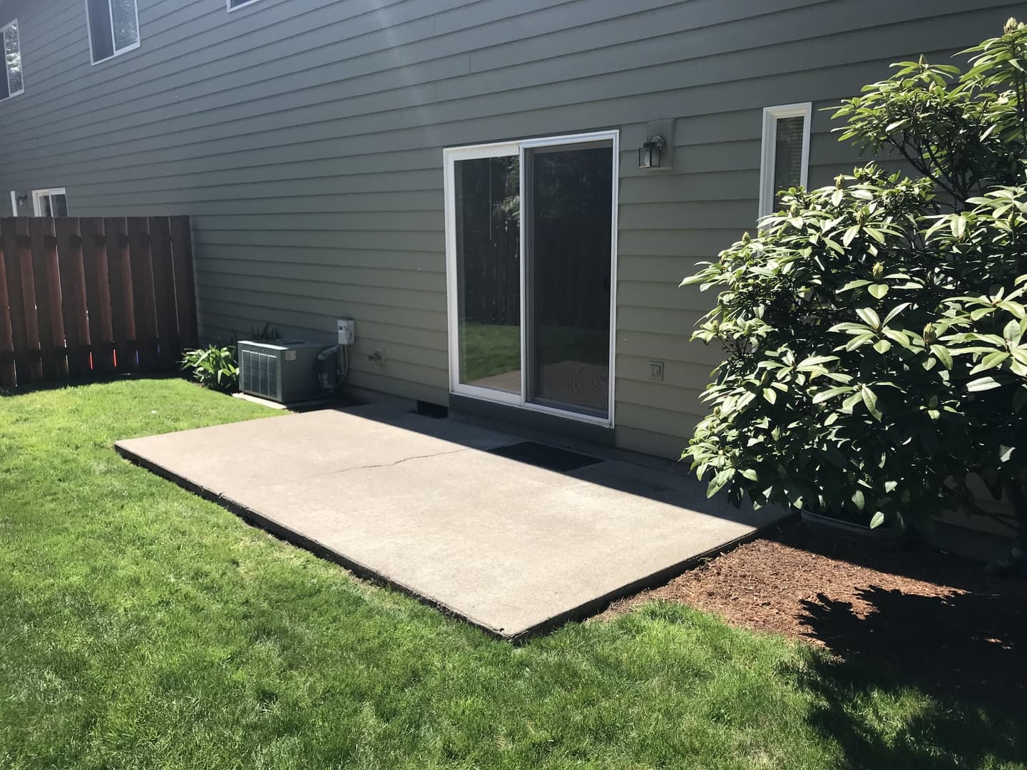 Beaverton Apartment: 762 SW Meadow Dr.