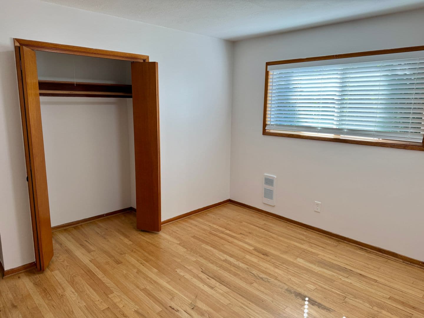 Portland Apartment: 1501 SW Bertha Blvd